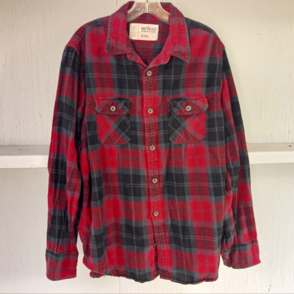 Urban Pipeline men's XL red/black flannel
